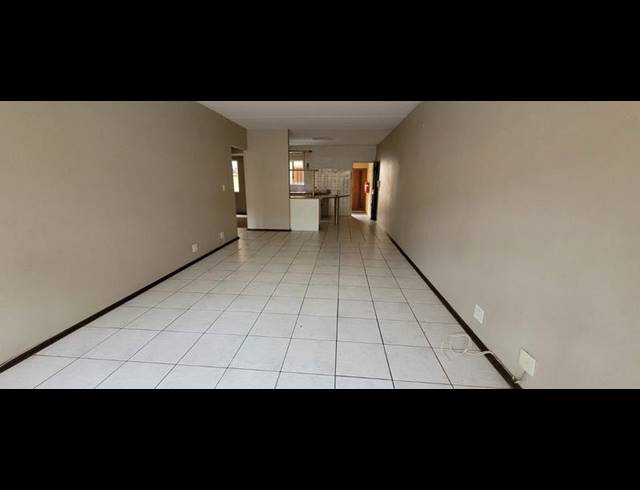 2 BEDROOM TOWNHOUSE FOR SALE IN NEW REDRUTH